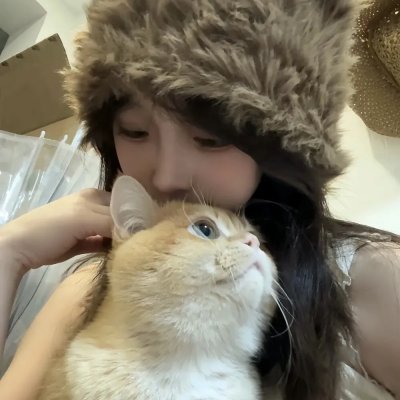 俘虏野生女人 海报